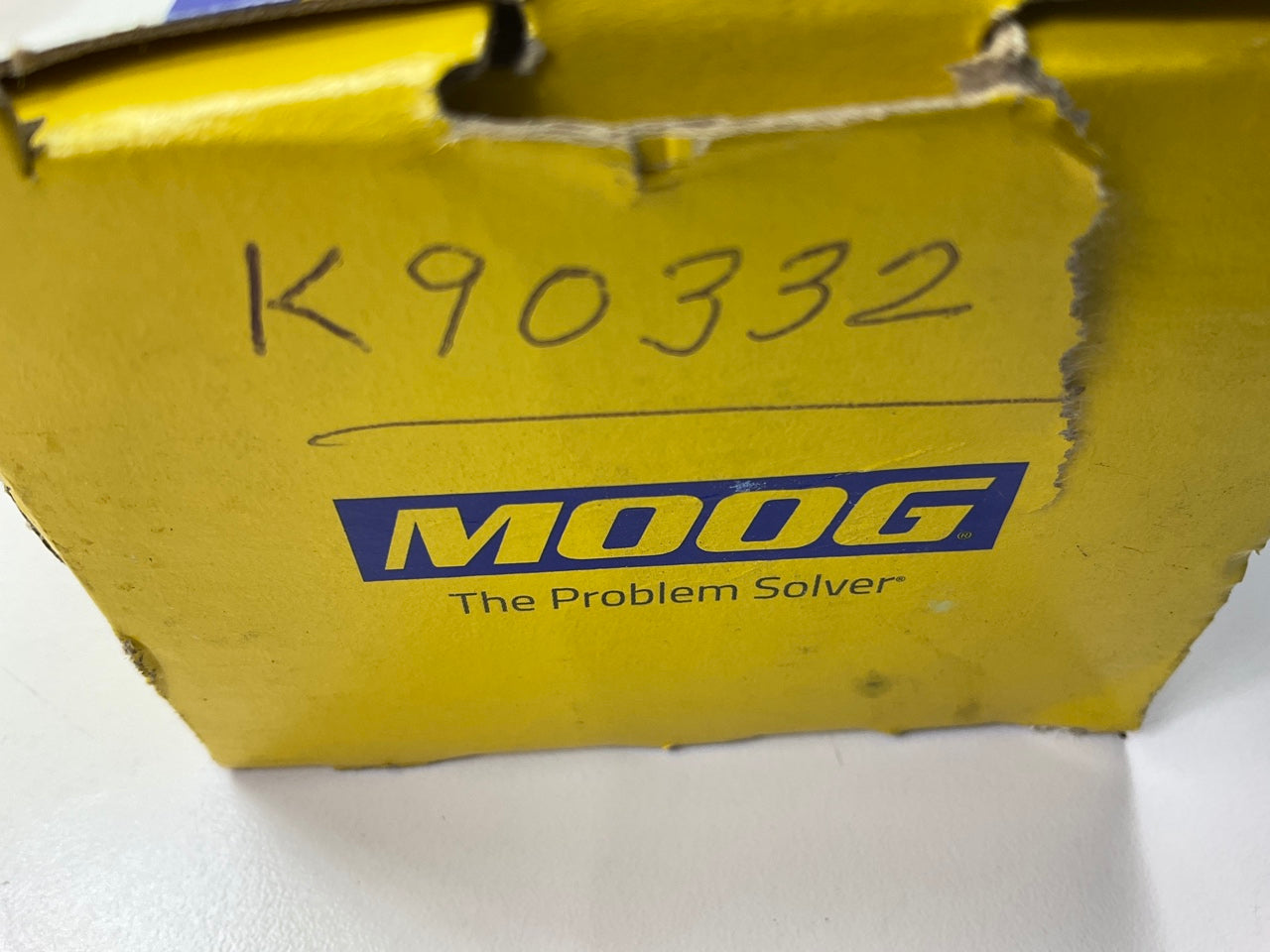 Moog K90332 Front Lower Ball Joint For 2001-2005 Honda Civic, Acura EL