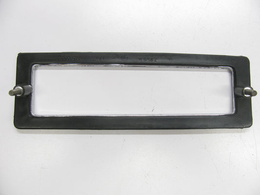 OEM 04399057 Cornering Lamp Light Bezel 04399057 For 89-93 New Yorker