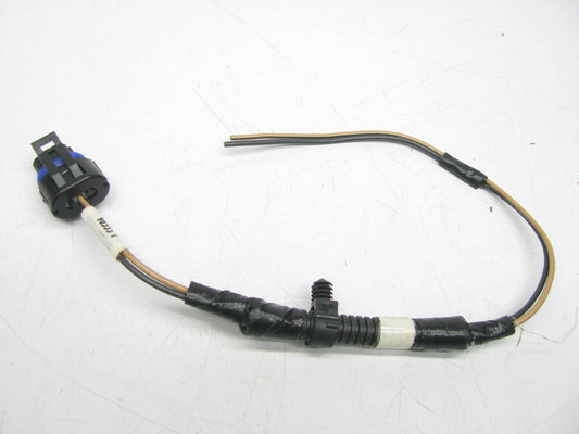 OEM Liftgate Switch Pigtail Connector 5011102AA For 96-97 Grand Cherokee