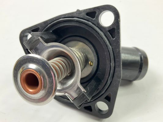 Motorad 751-180 Engine Coolant Thermostat, Comes WITHOUT GASKET