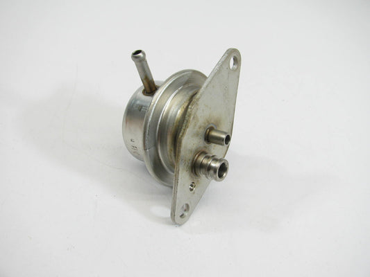 Motorcraft CM-4840 Fuel Pressure Regulator 1996-1999 Ford Taurus 3.4L-V8