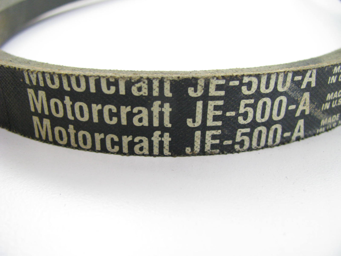 Motorcraft JE-500-A Accessory Drive Belt - 0.69'' X 50.25'' - 38 Degree