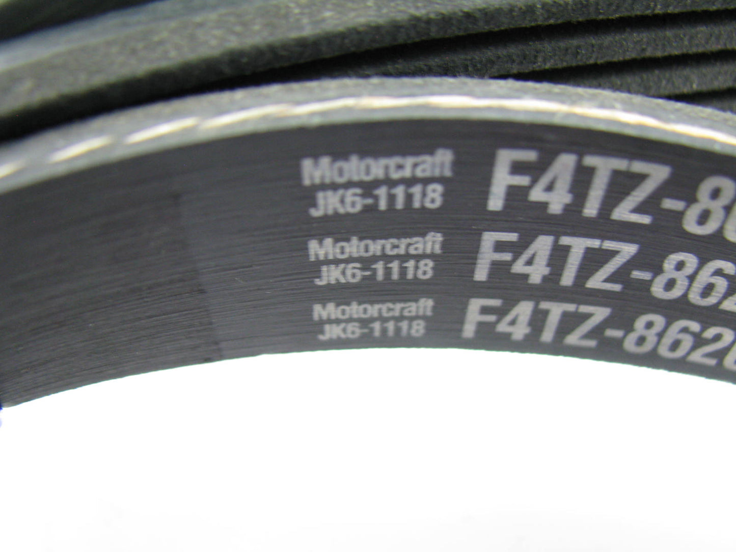 Motorcraft JK6-1118 Serpentine Belt - 0.807'' X 111.86'' - 6 Ribs