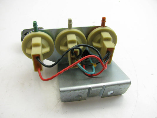NEW GENUINE Motorcraft SW-1682 Distributor Modulator Valve E1AZ-12A182-B