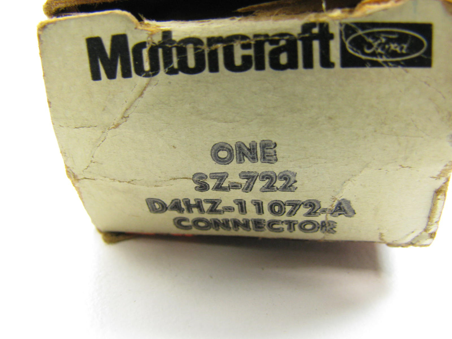 Motorcraft SZ-722 Starter Solenoid Connector For CAT 636, 1974-1978 B-F-C700