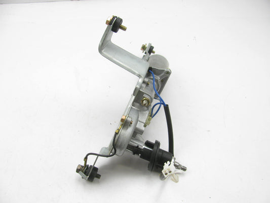 Motorcraft WM-445 Rear Window Wiper Motor For 1998-1999 Mercury Tracer