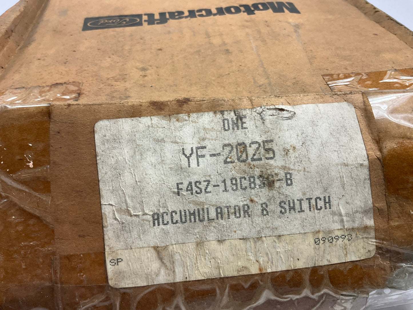 Motorcraft YF2025 A/C Receiver Drier Accumulator W/ Switch - 1994-97 Thunderbird