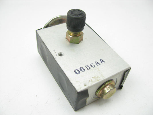 Motorcraft YG-217 A/C / E0SZ-19849-A Expansion Valve 1980-81 Thunderbird Cougar