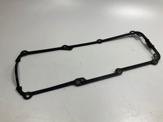 Nakamoto 2000-235265 Valve Cover Gasket 93-99 VW Jetta, 93-98 Golf 2.0L