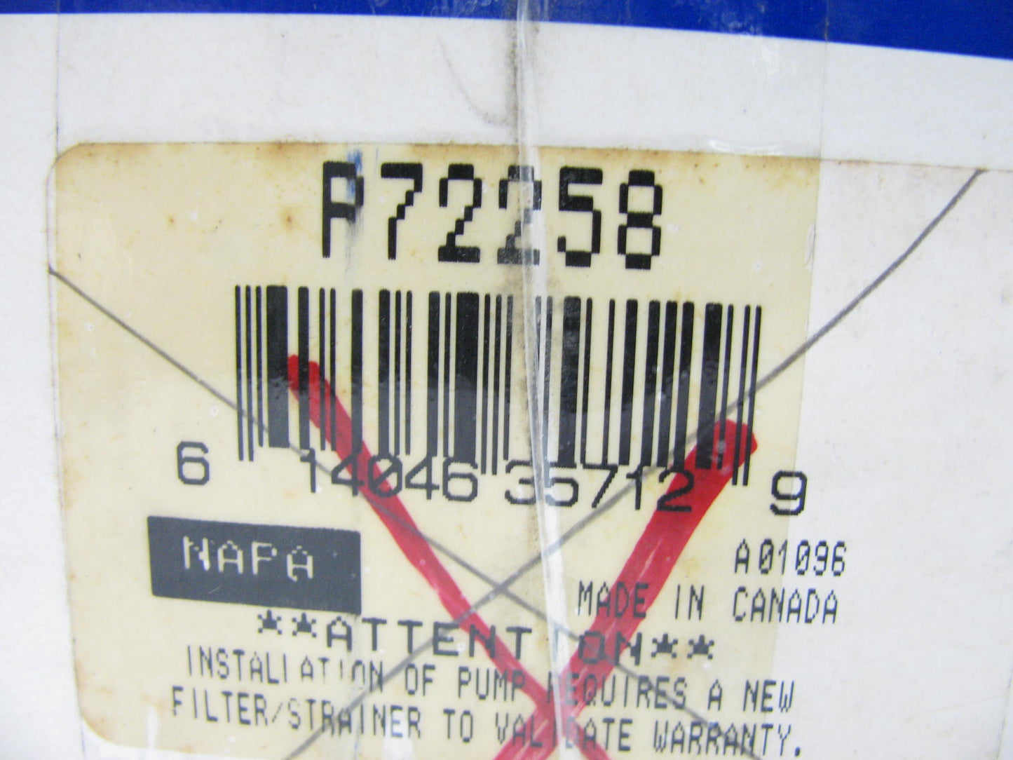 NEW GENUINE OEM VW 8A0906091G Electric Fuel Pump In NAPA P72258 Box