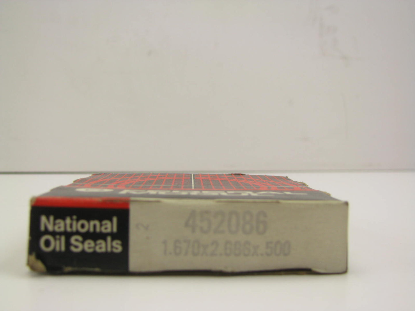 National 452086 Multi Purpose Wheel Seal 1.670'' X 2.686'' X .500''