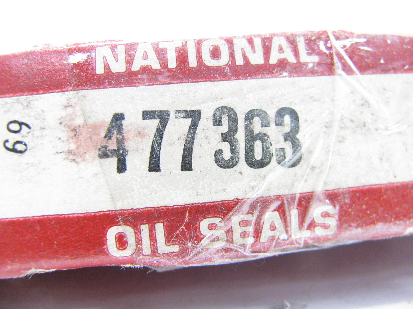 National 477363 Oil Seal - 6.882'' OD X 5.750'' ID X 0.562'' Wide