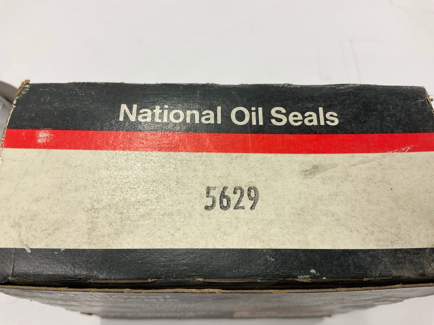 National 5629 Wheel Seal - 4.008'' OD X 3.000'' ID X 0.625'' Wide