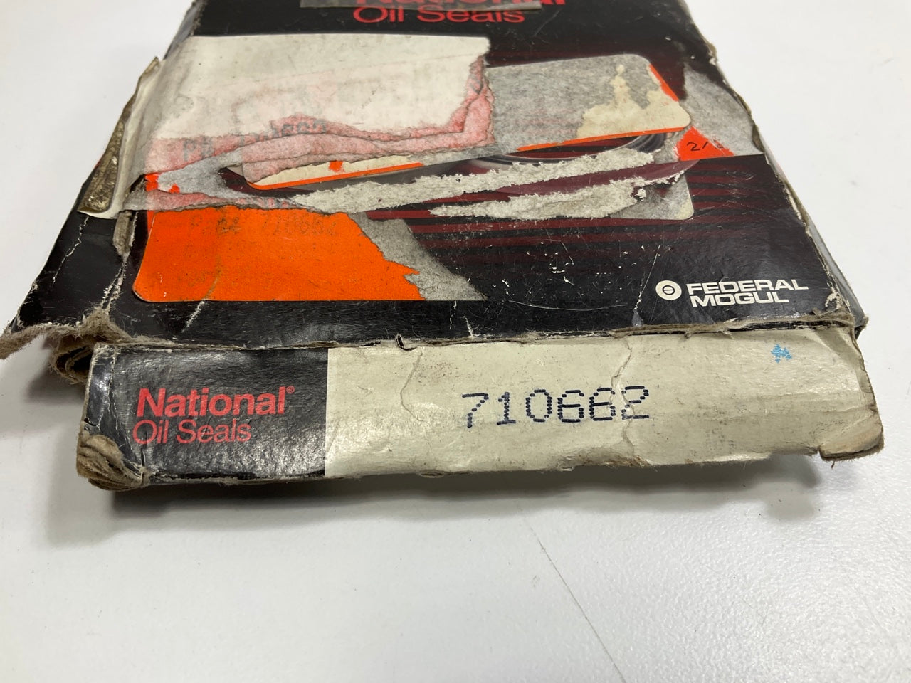 National 710662 Transfer Case Output Shaft Seal