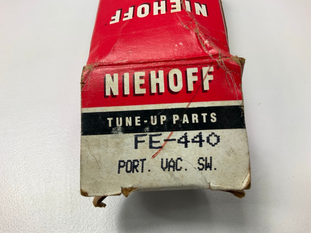 Niehoff FE-440 Ported Vacuum Switch - Yellow, 3-port