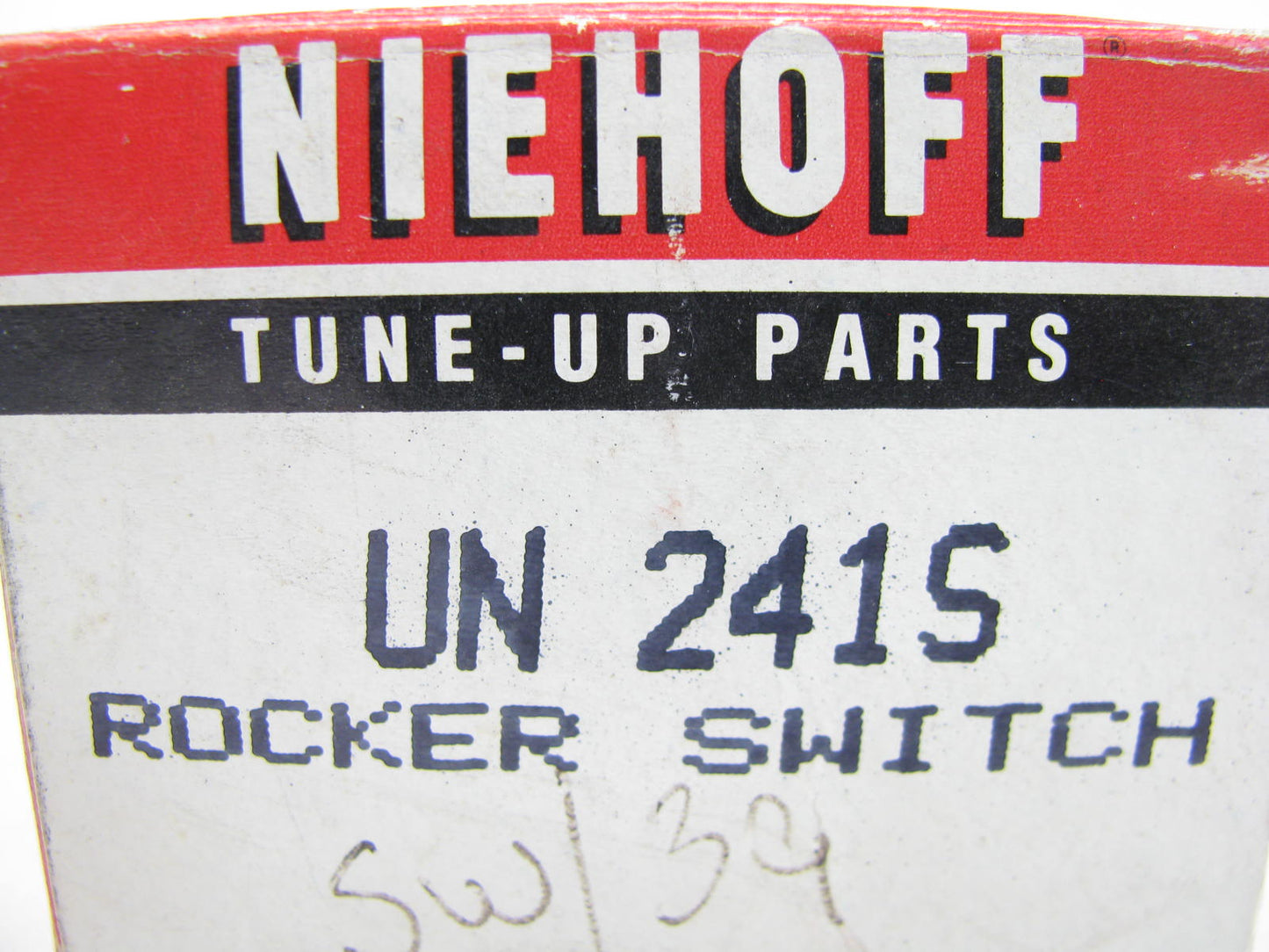 Niehoff UN241S Rocker Switch - 35 Amp 12V 3 Terminal - for 1.4'' X .8'' Hole