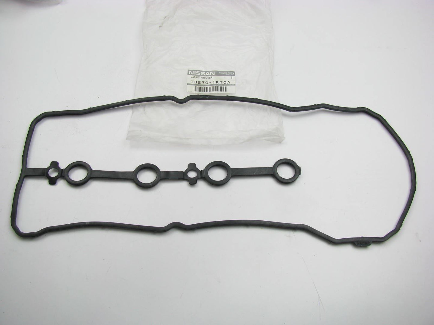 NEW GENUINE OEM Engine Valve Cover Gasket For 2012-2020 Nissan Versa 132701KT0A