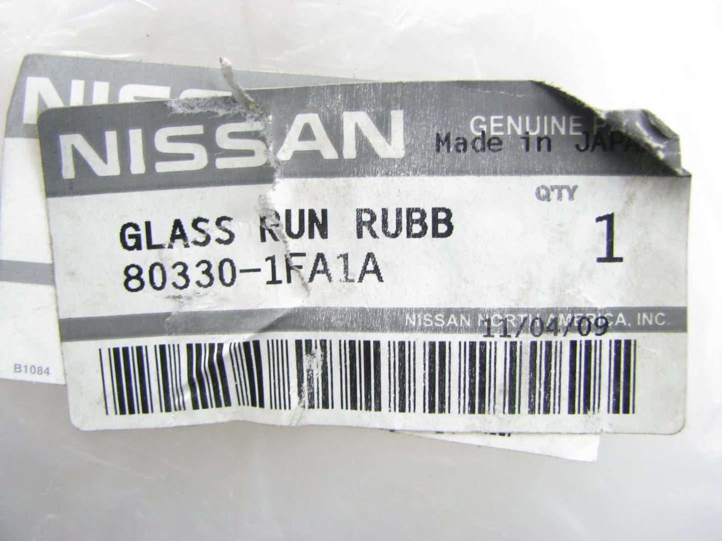 New OEM Front Right Window Glass Run Down Channel Weatherstrip Seal 2009-10 Cube