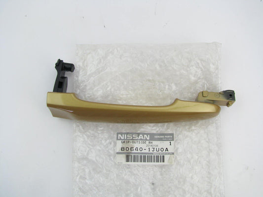 Front Outer Exterior Door Handle (W/O Intelligent Key, Gold) OEM For 13-14 Juke