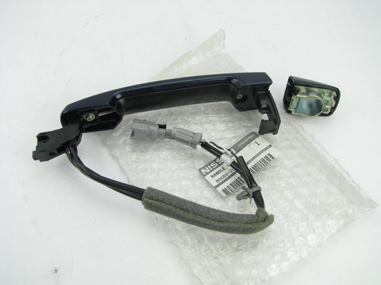 Front Right (Passengers) Exterior Door Handle NAVY BLUE OEM For 11-12 Pathfinder