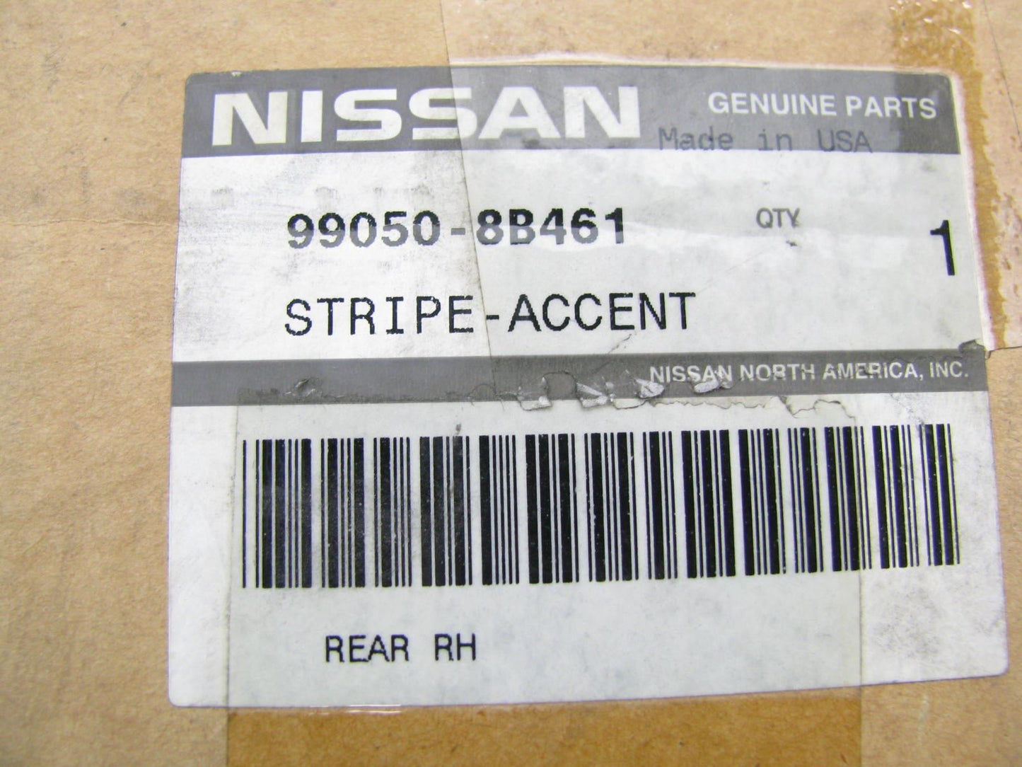 NEW GENUINE Right Bed Side Accent Stripe OEM For 1998-00 Nissan Frontier Kingcab