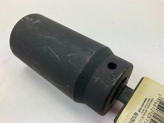 OEM Tools 25152 1/2'' Drive, 6 Point Axle Nut Socket (33mm)