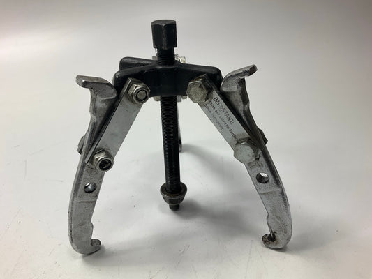 USED #19 - OEM Tools 27011 2-Ton Gear Pulley Puller, 2/3 Jaw, 3-1/4'' Spread