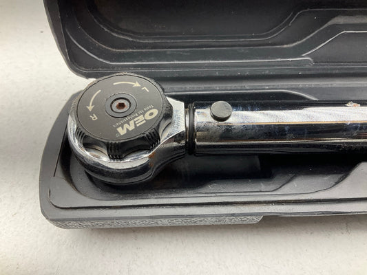 USED #25 - OEM Tools 1/2'' Drive Click Type Torque Wrench (30-250 Ft Lb)