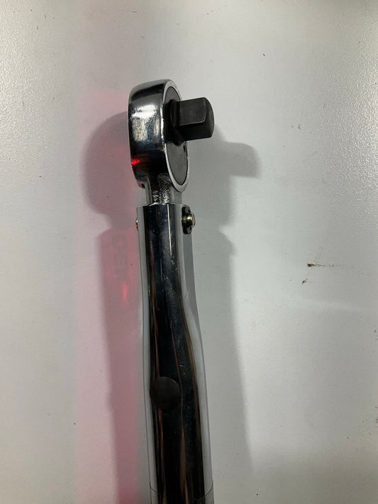 Oem Tools 27173 3/8'' Drive Click Style Torque Wrench 20-200 Inch/Lbs.