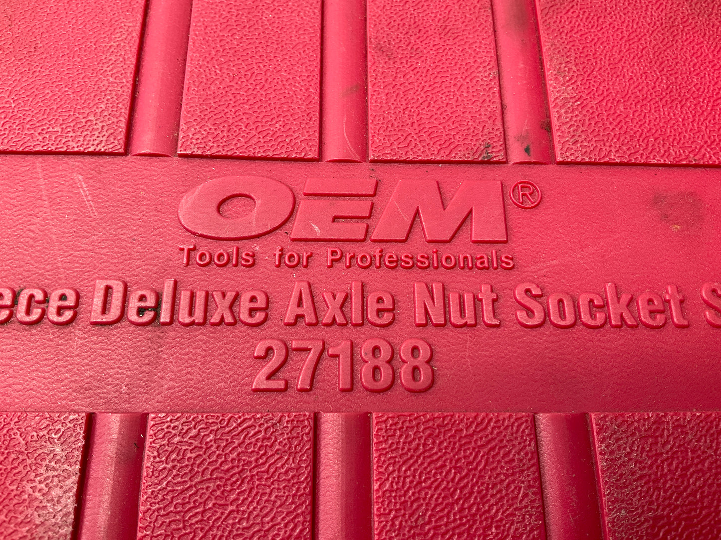 USED #21 OEM Tools 27188 Axle Nut Socket Set - 9 Piece 6 Pt 1/2 Drive Impact