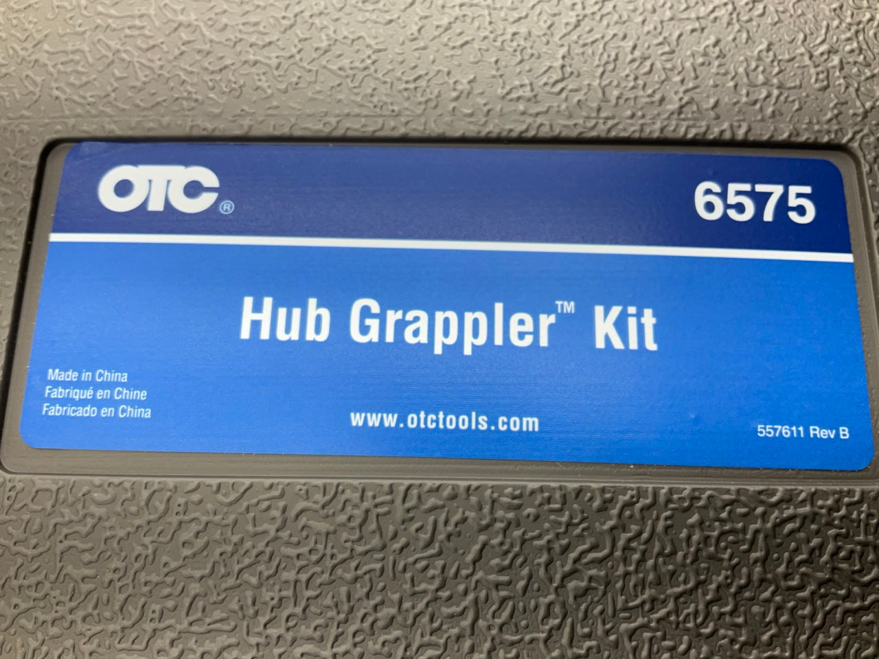 OTC 6575 Hub Grappler Tool Kit For On Vehicle Wheel Hub & Bearing Removal 39 PC