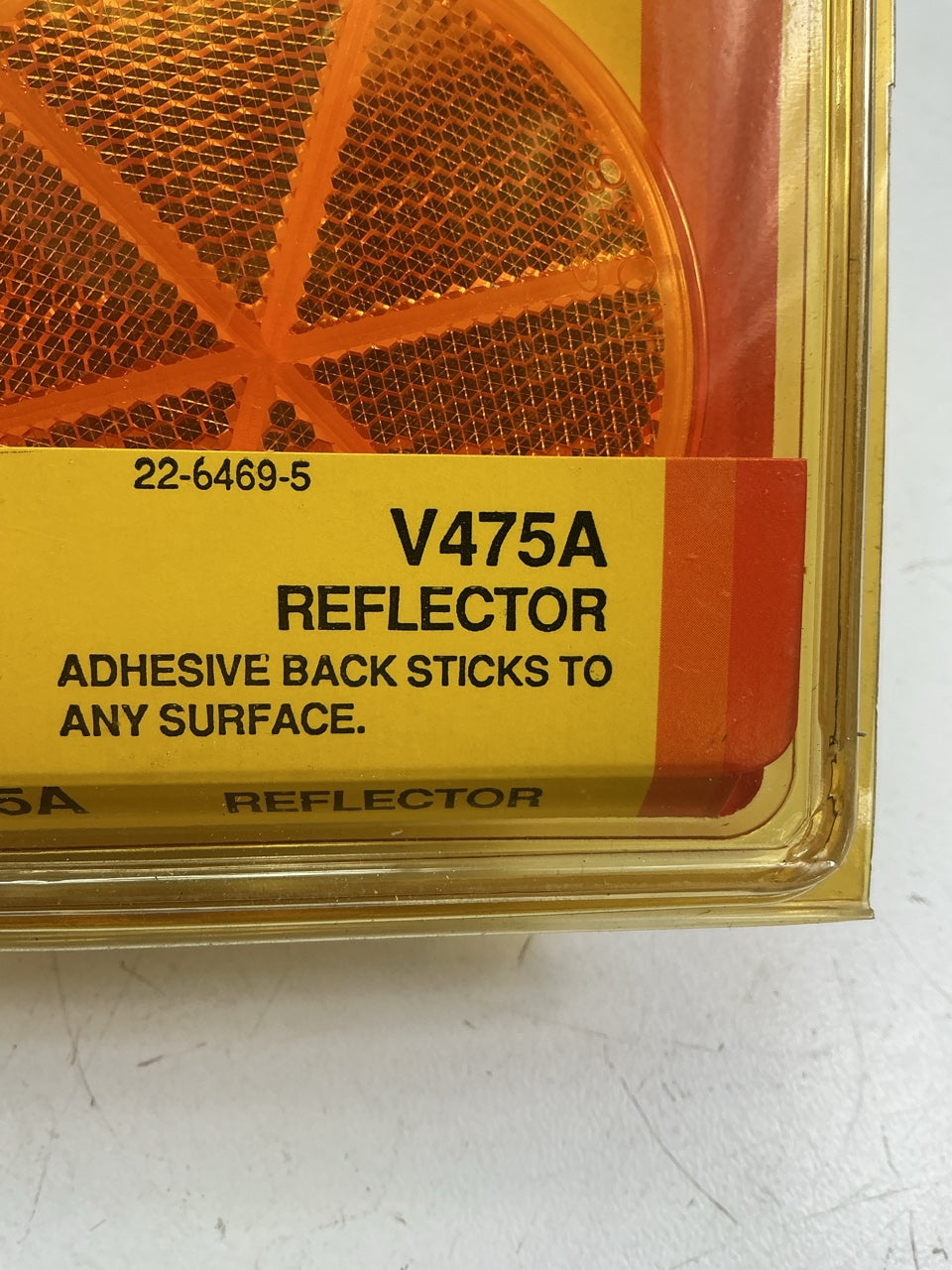 Peterson V475A 3-3/16'' Amber Round Reflector Quick-Mount W/ Adhesive Backing