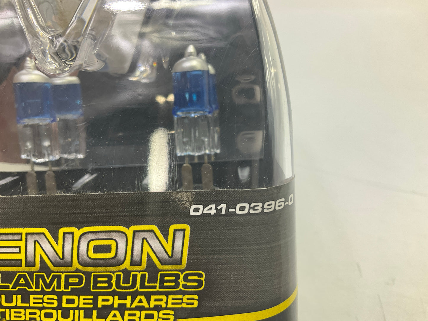 Pilot # 881 Xenon Fog Lamp Fog Light Bulbs, Pair, Super White, 27W