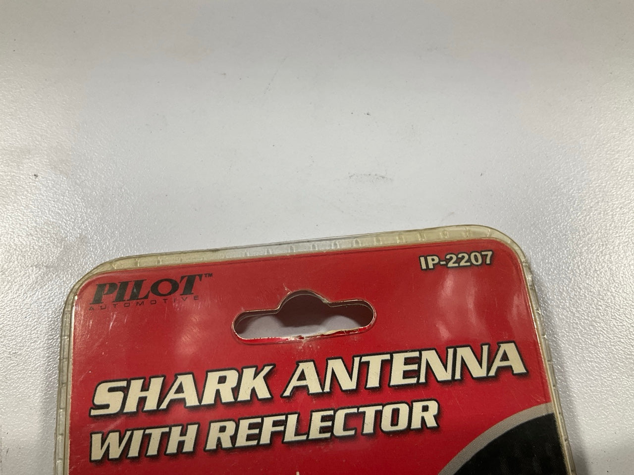 Pilot IP-2207 DECORATIVE ONLY Shark Fin Antenna With Reflector