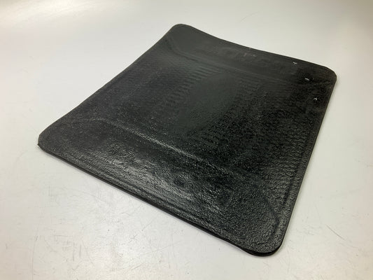 Plasticolor 1189R Rear Universal Rubber Floor Mat - Ford Oval Logo, 17''x14''