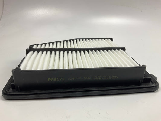 Premium Guard PA6171 Engine Air Filter