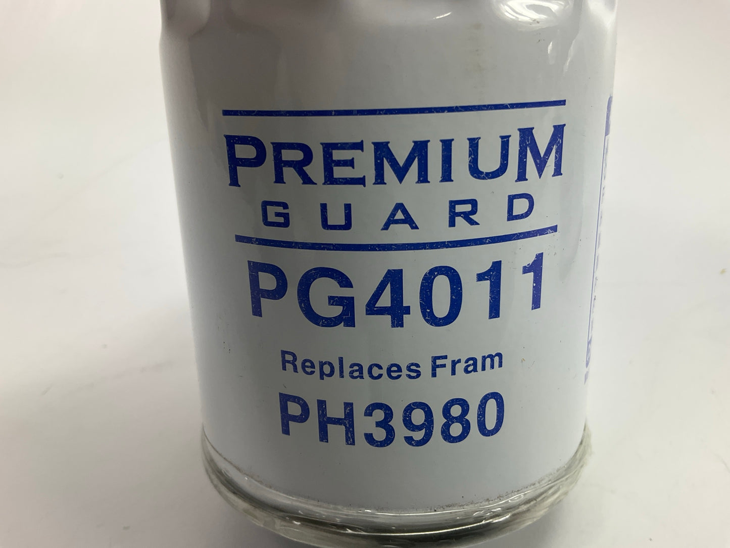 (2) Premium Guard PG4011 Engine Oil Filter