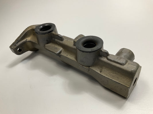 REMAN. Pro Stop M1945 Brake Master Cylinder