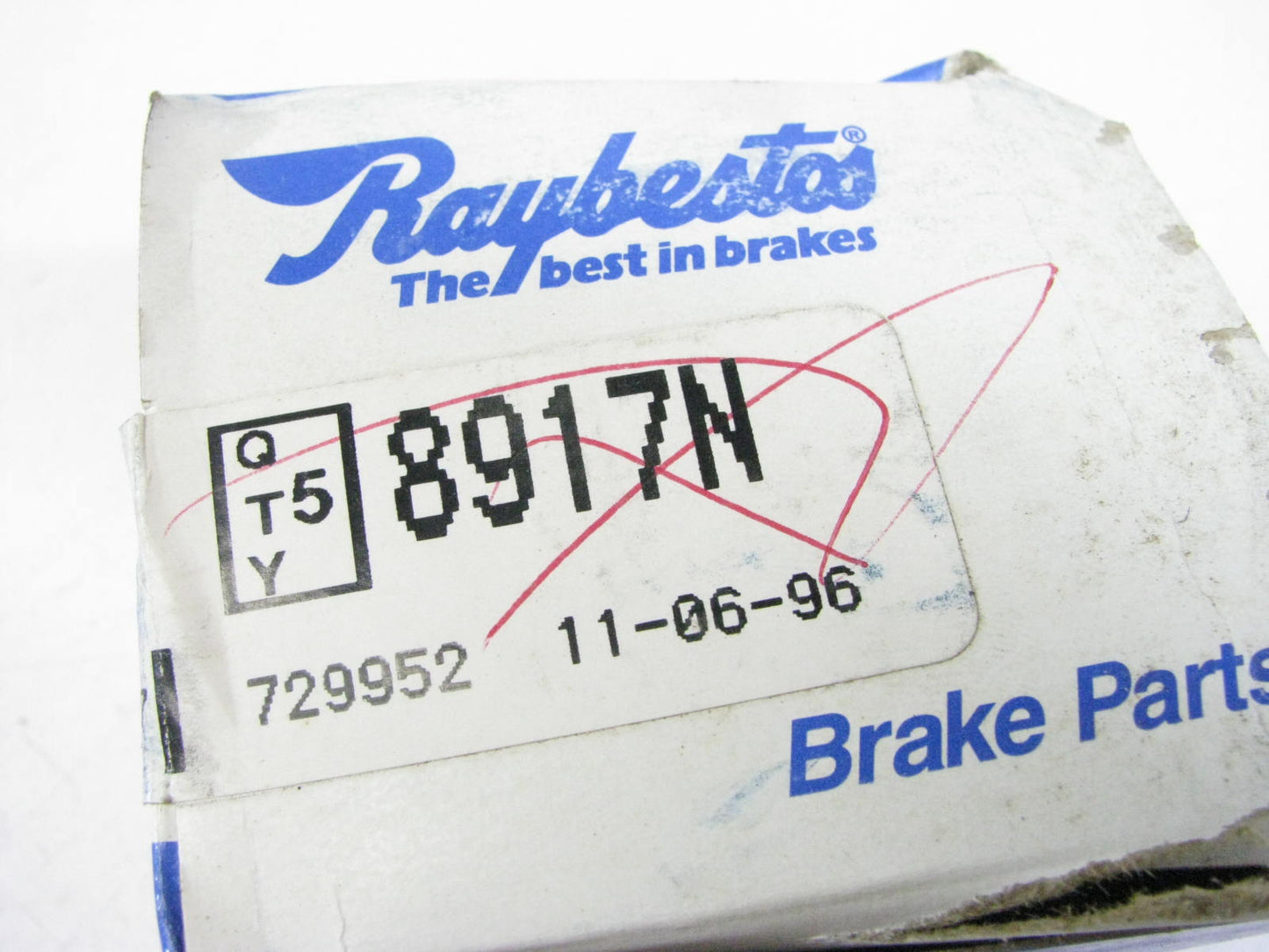 (x5) Wheel Lug Nut Raybestos 8917N