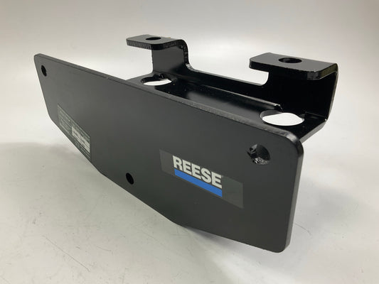 Reese 37084 Class 3 Trailer Hitch For 2002-2003 Dodge Ram 1500