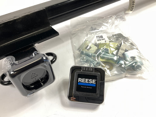Reese 44129 Class III Trailer Hitch For 2004-2007 Ford Freestar, Monterey