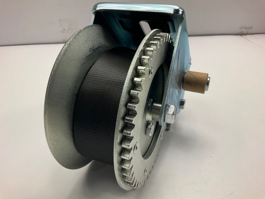 REESE 74329 Trailer Winch, 1500 Lbs Weight Capacity, 4.1:1 Gear Ratio, 20' Strap