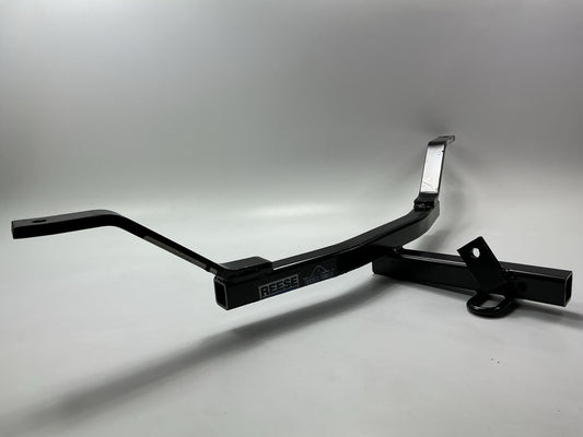 Reese 77164 Class 1 Trailer Hitch, 1-1/4'' Receiver For 1997-2001 Honda CR-V