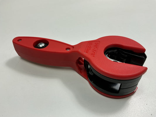 Robinair 42080 Ratcheting Tubing Tube Cutter For 1/4'' To 7/8'' OD Pipe And Tubing