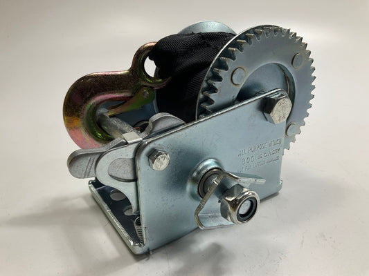 Seachoice 52131 800 Lb. Manual Trailer Winch, 1-Speed, 16-Ft. Strap W/snap Hook