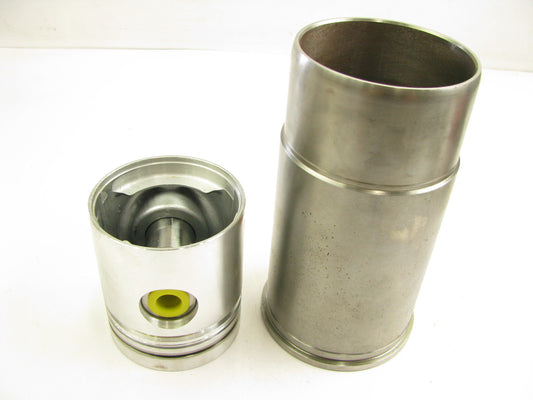 Sealed SL-2416A Engine Piston & Sleeve Assembly For John Deere 254 270 381 404