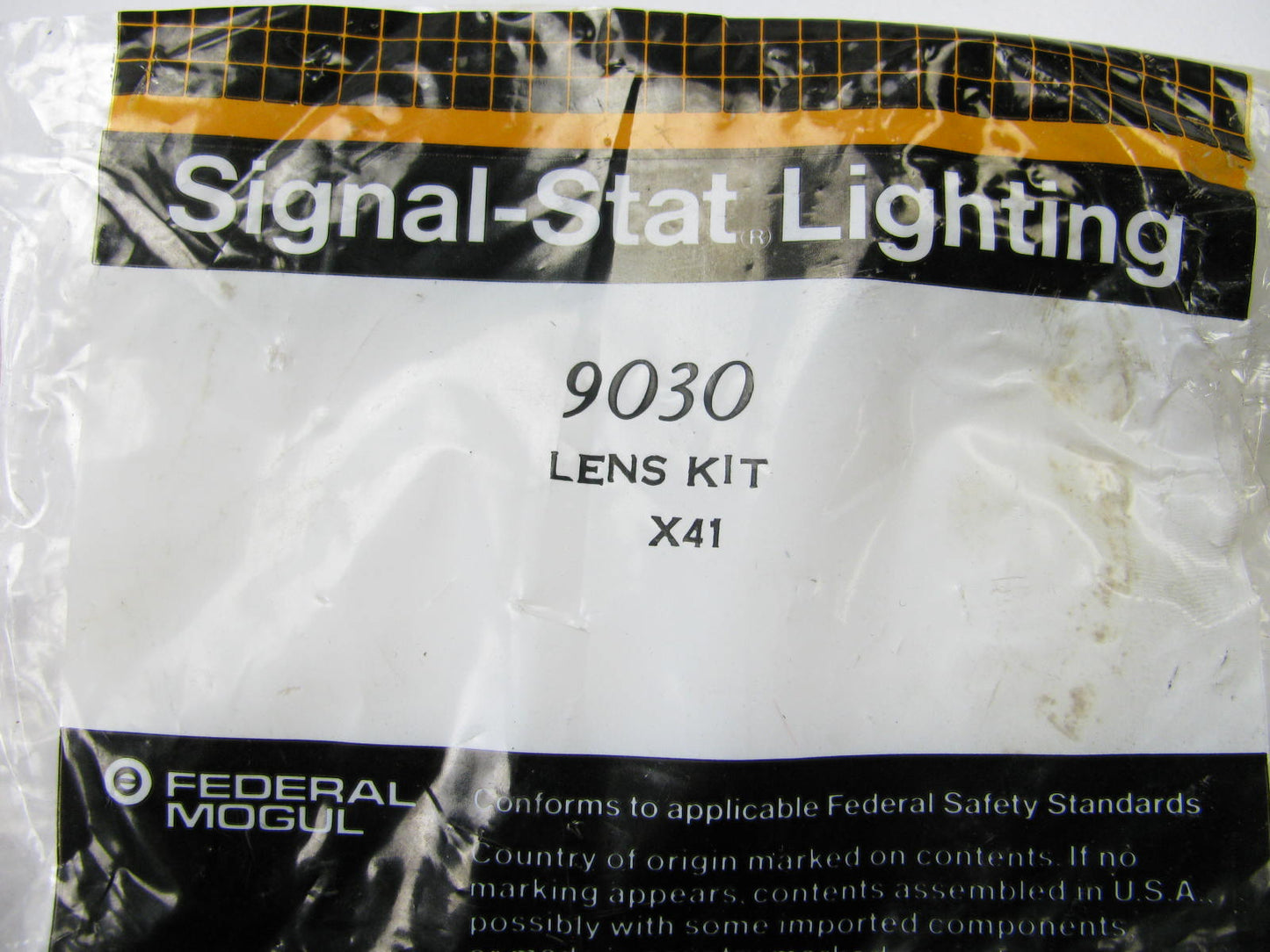 (X4) Signal-stat 9030 Red 4'' Lens With Gasket - Snap Ring Fit