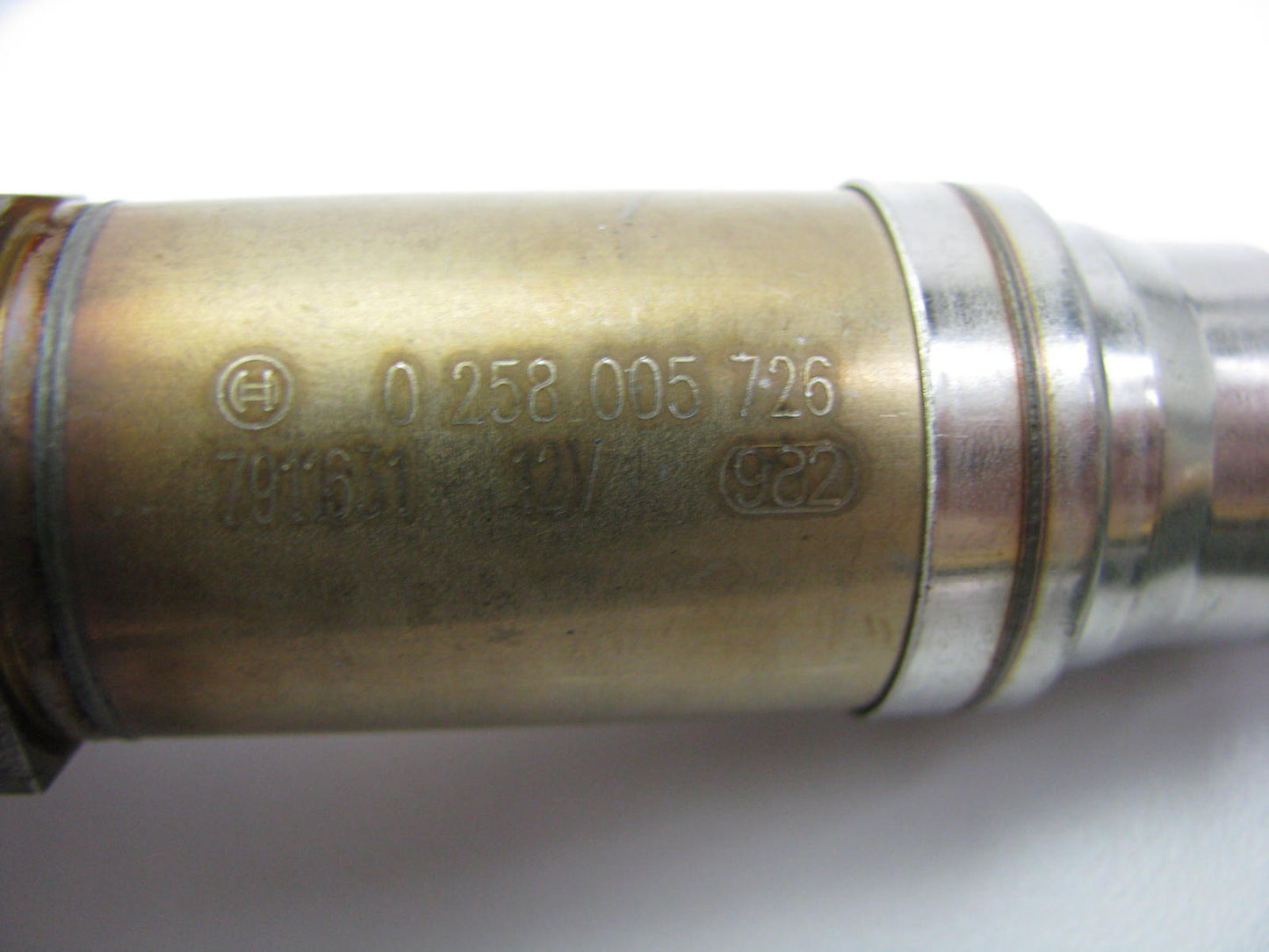 New Out Of Box 0258005726 Oxygen O2 Sensor 15726 3 Wire Universal