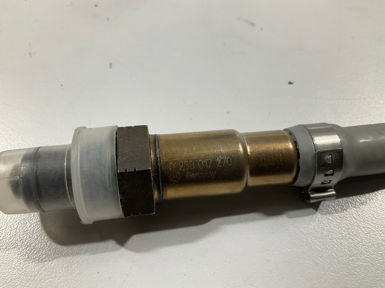 NEW - OUT OF BOX - BOSCH 0258017270 Upstream Oxygen O2 Sensor