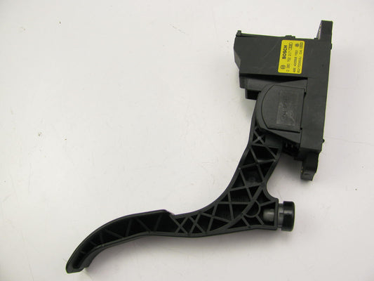 NEW OUT OF BOX - OEM Bosch 0280752217 Accelerator Gas Pedal Assembly Skoda Fabia